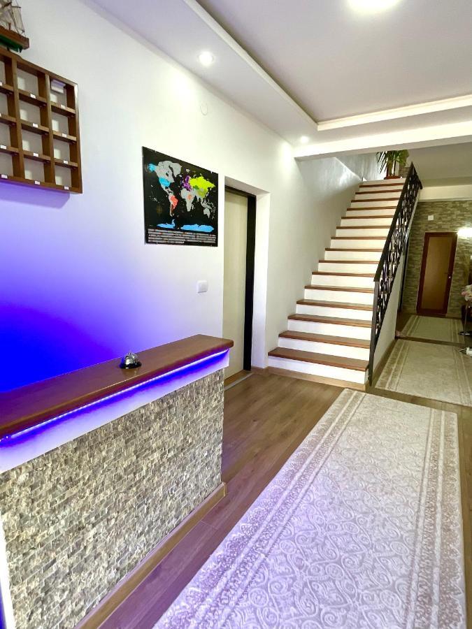 Apartments Flamingo อุลซิน ภายนอก รูปภาพ