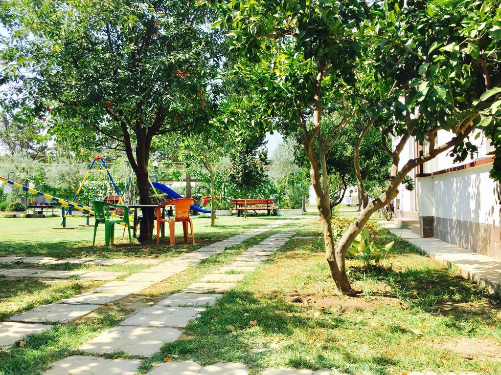 Apartments Flamingo อุลซิน ภายนอก รูปภาพ